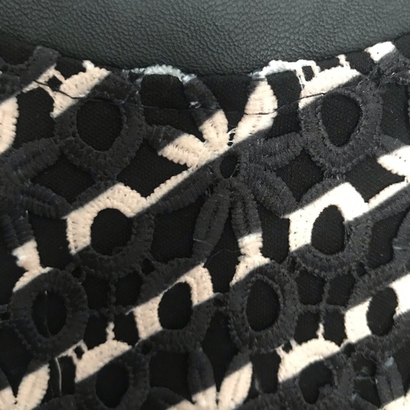 Dress - Picture 4 of 6